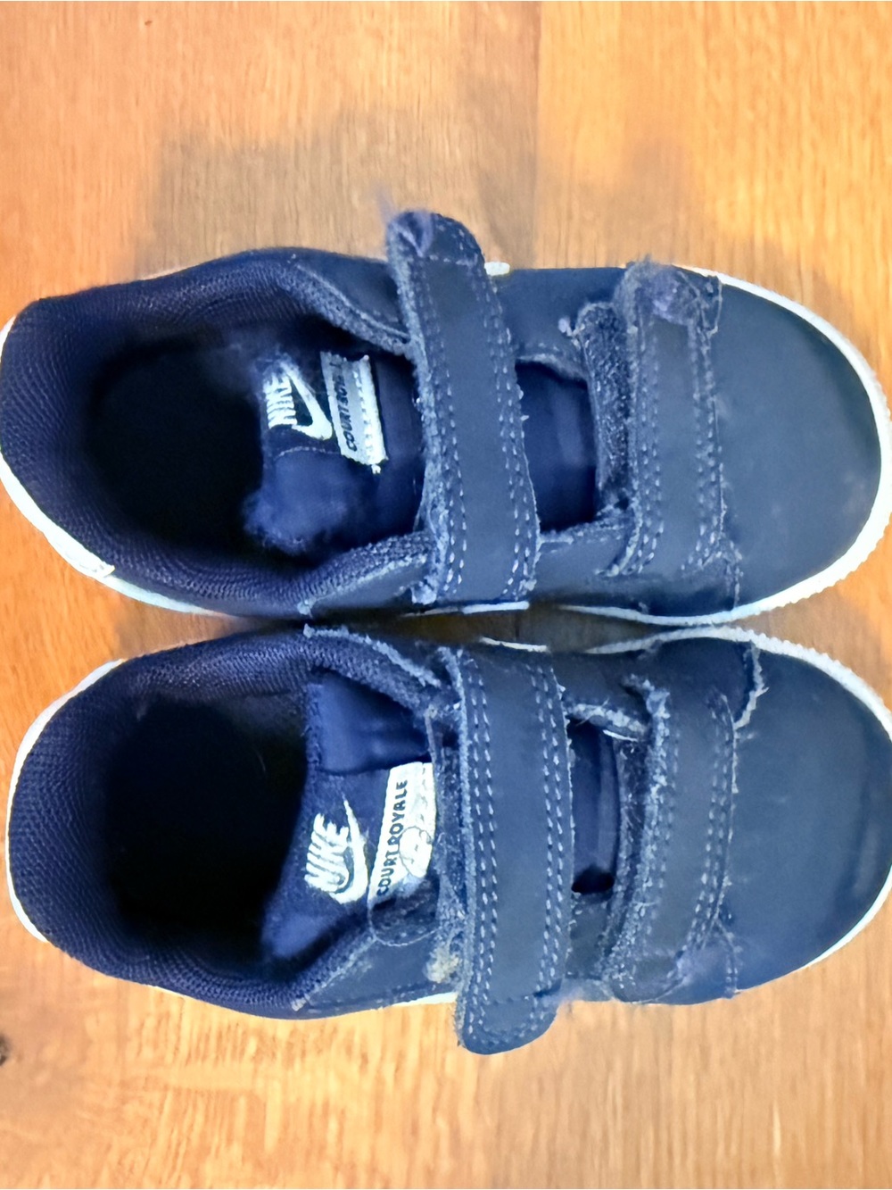 NIKE | Baby Navy and White Court Royale Velcro Sneakers - Picture 7 of 10